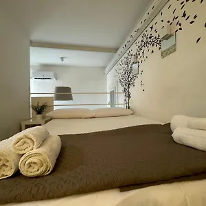 al-decumano-holiday.hotels-amalfi.com/